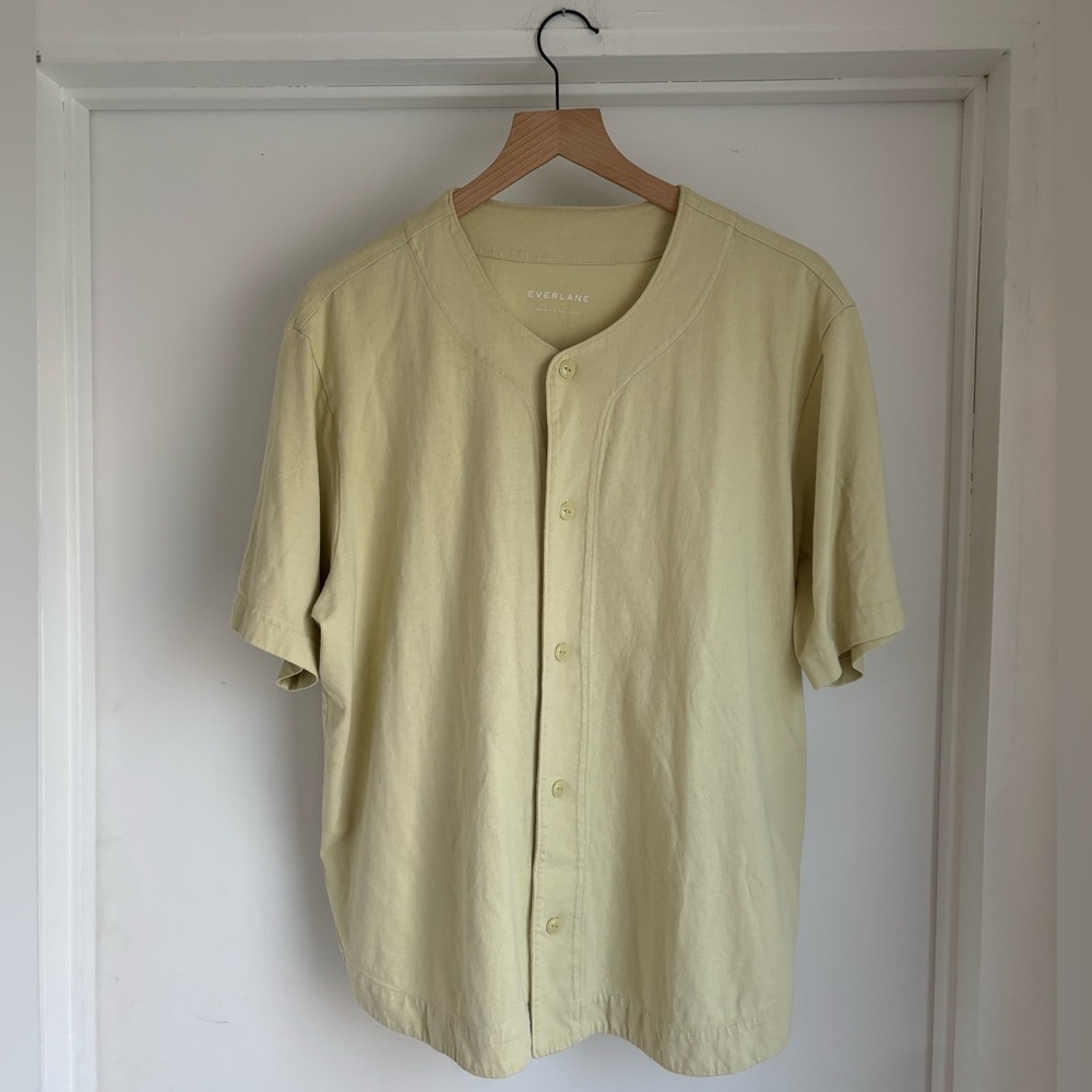 Everlane Men’s Pale Yellow Cotton Baseball-style Button Down Size L